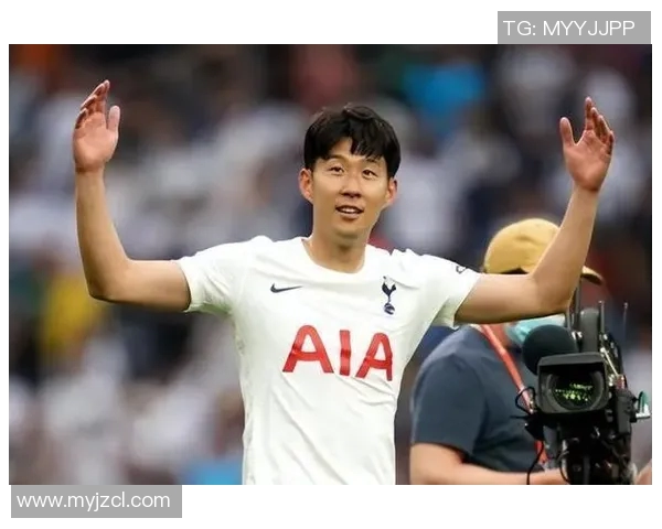 中国足球明星孙兴慜球技惊艳堪比星爷 球场上的独特风采 中国足球明星孙兴慜球技惊艳堪比星爷 球场上的独特风采